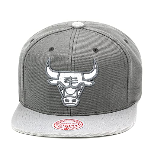 Mitchell & Ness Chicago Bulls Snapback Hat Adjustable Cap - Retro 11 Cool Grey - Caps Fitted Caps Fitted Mitchell & Ness